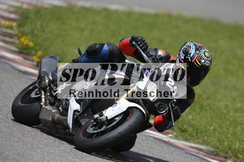 /Archiv-2024/29 12.06.2024 MOTO.CH Track Day ADR/Gruppe rot/25